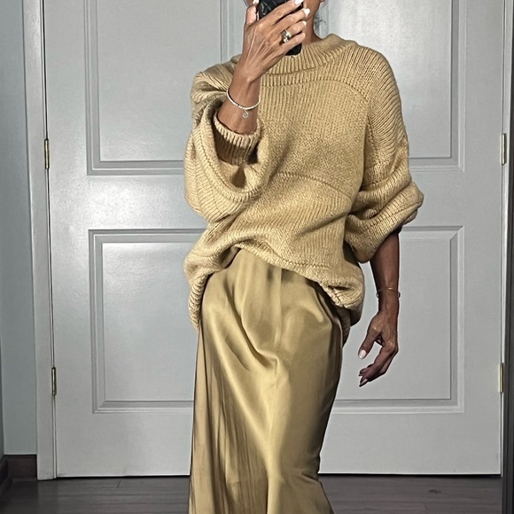 ASOS Sweaters - ASOS design oversized balloon sleeves sweater size 6